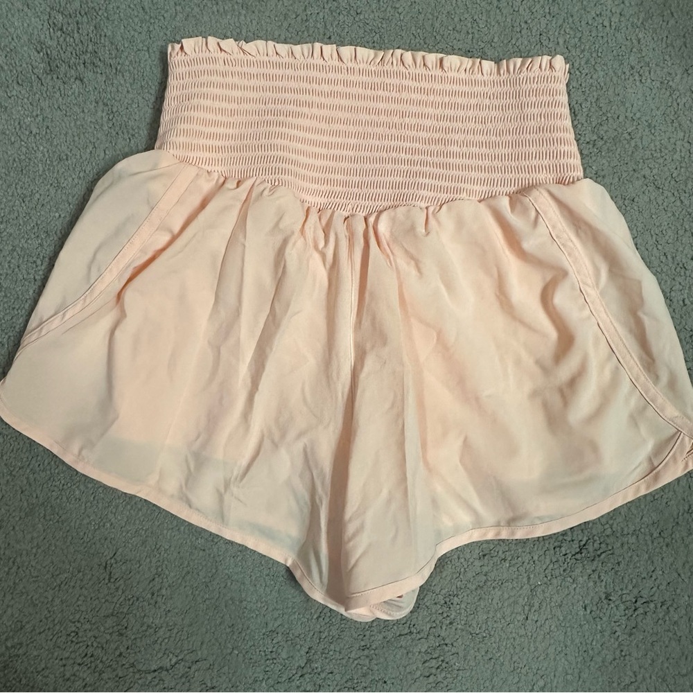OFFLINE Peach Athletic Shorts - Picture 4 of 4